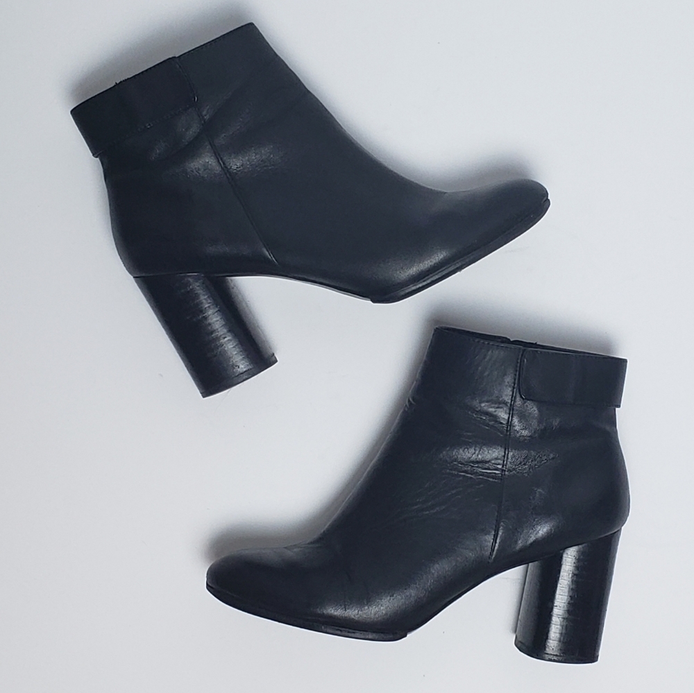 Zara Woman Leather Ankle Boot